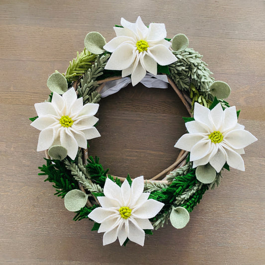 Kerstkrans van vilt