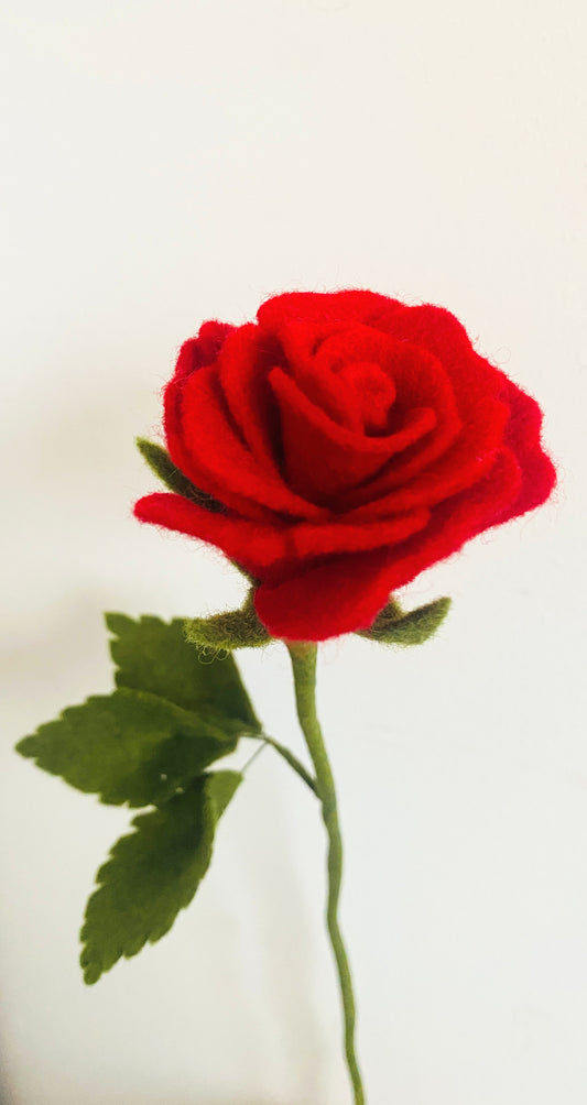 Handgemaakte Vilten Roos – Duurzaam & Tijdloos