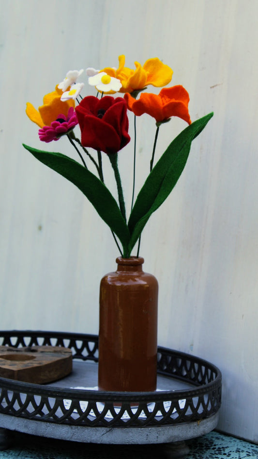 Boeket viltbloemen "Tulp"