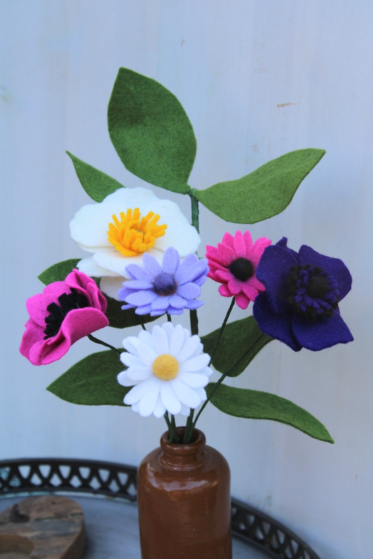 Boeket viltbloemen "Anemoon/Spaanse Margriet"