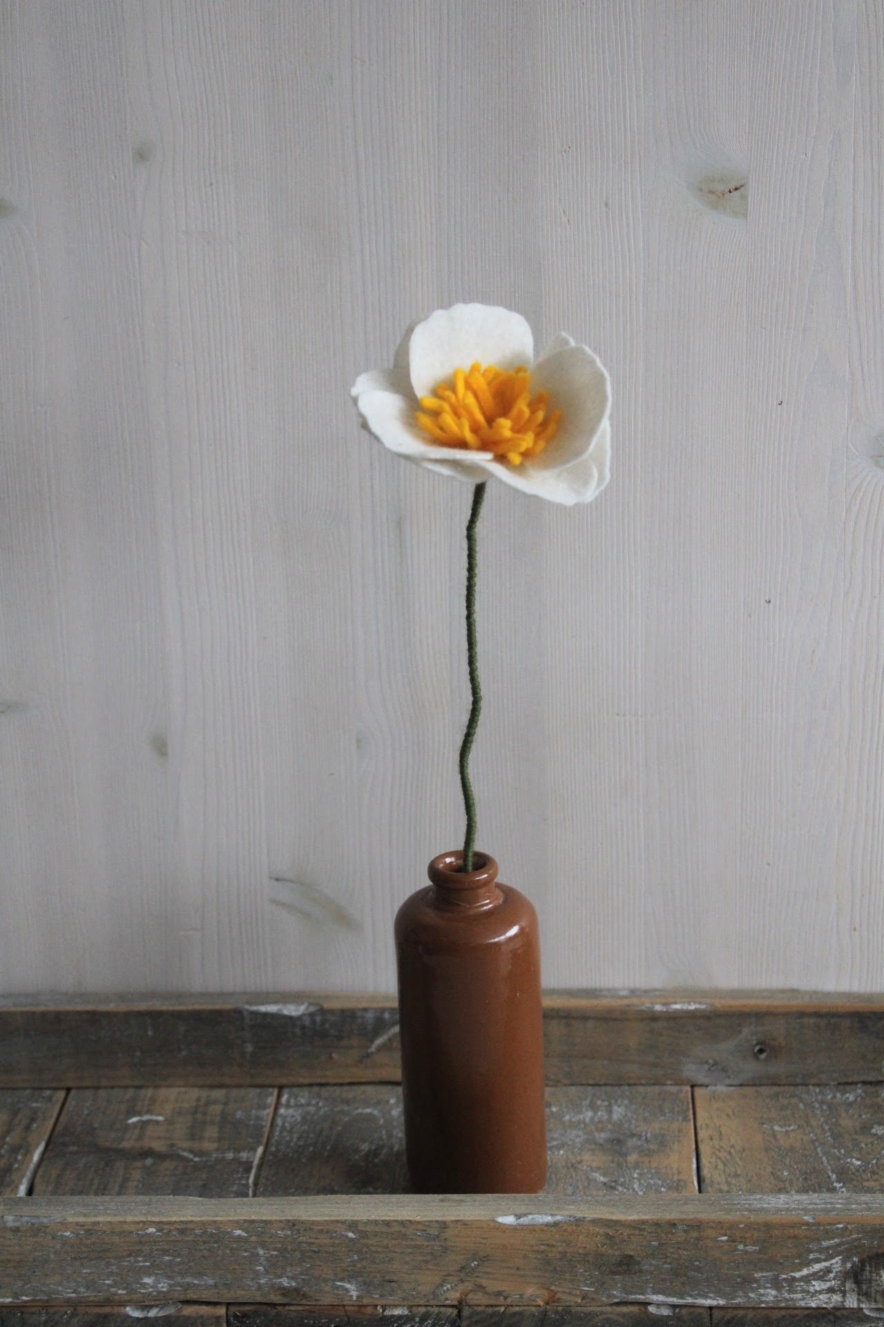 Boeket viltbloemen "Anemoon"