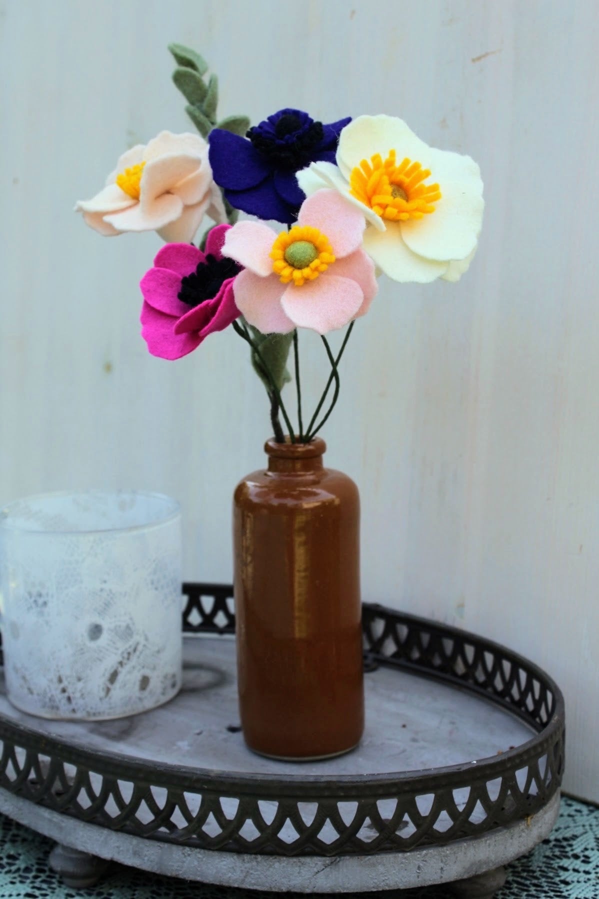 Boeket viltbloemen "Anemoon"