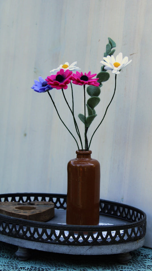 Boeket viltbloemen "Margriet"