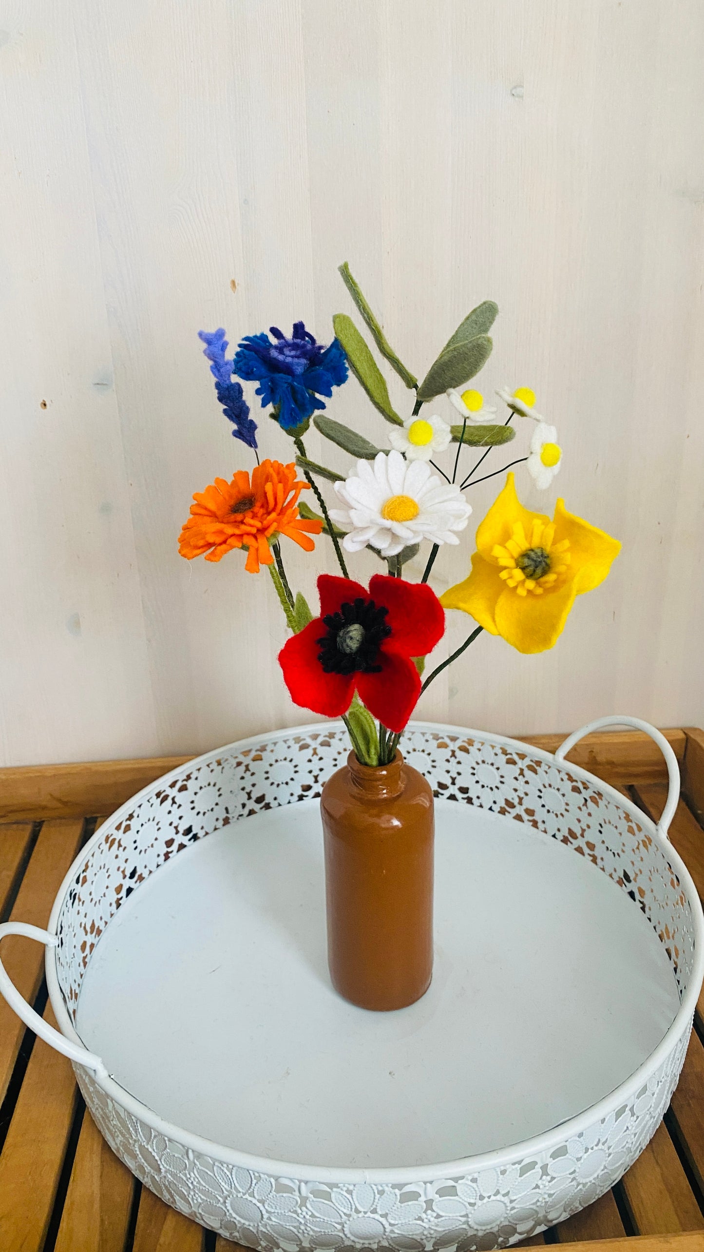 handgemaakt boeket viltbloemen wildflowers