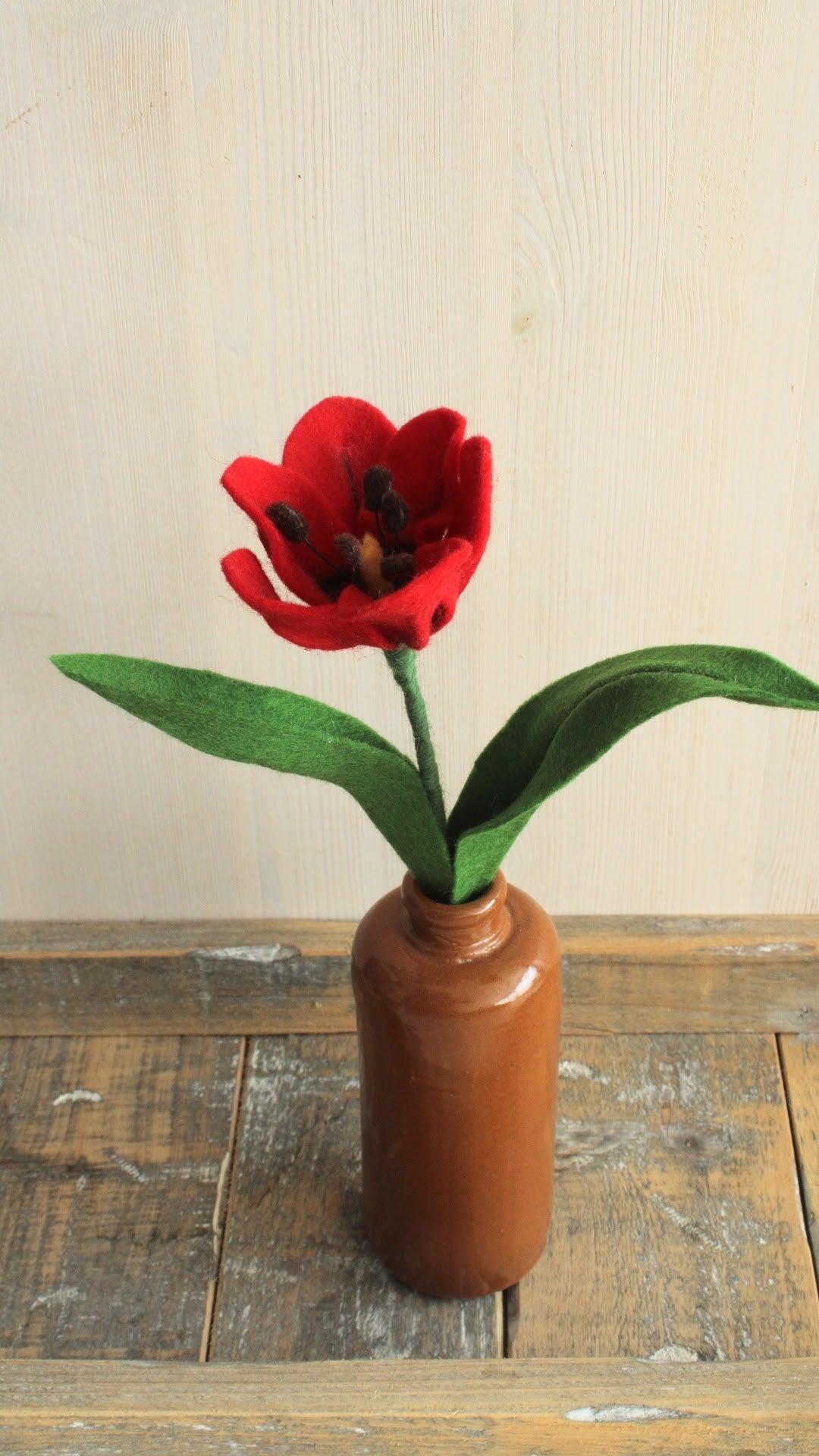 handgemaakte duurzame vilbloem rode tulp