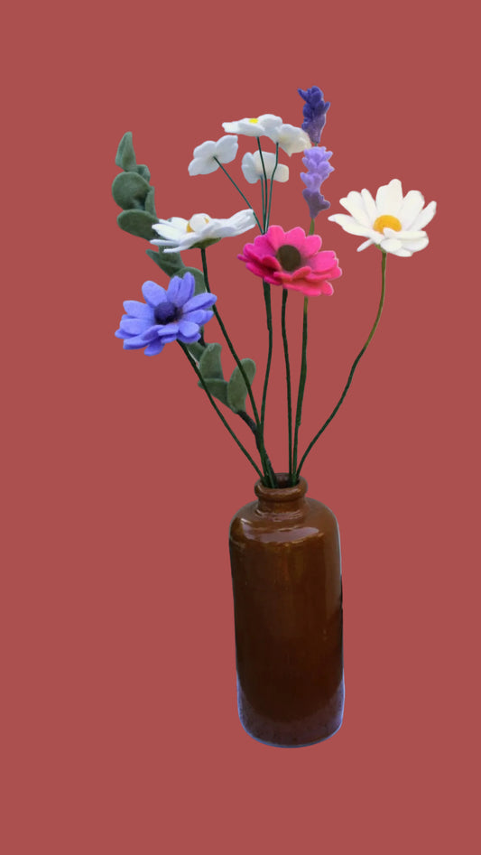 Boeket viltbloemen "Margriet/Kamille"